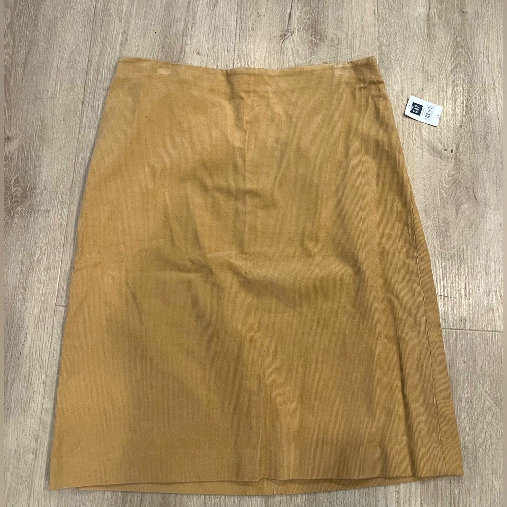 NWT GAP Camel Corduroy plus size midi skirt!